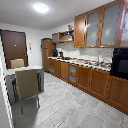 Papa Apartment *
